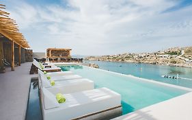 Super Paradise Suites Mykonos